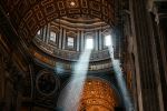 Petersdom, Piazza San Pietro - Photo Credit: Photo by Julian Stollmeier on Unsplash