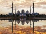 Shaik Zayed Grand Mosque - Photo Credit: Photo by Farhan Khan on Unsplash