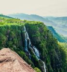 Gerandigini Ella Waterfall - Photo Credit: Photo by Thushal Madhushankha on Unsplash