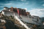 Potala Palace - Photo Credit: Photo by Mauricio Manzato on Unsplash