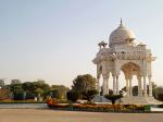 Bara-dari Fatimah Jinnah Park - Photo Credit: Photo by Sajid Khan on Unsplash