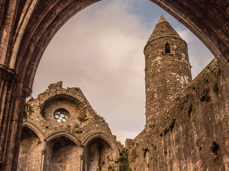 Ireland Luxury Castle Tour with Private Driver/Guide - 7 Night Customizable Itinerary
