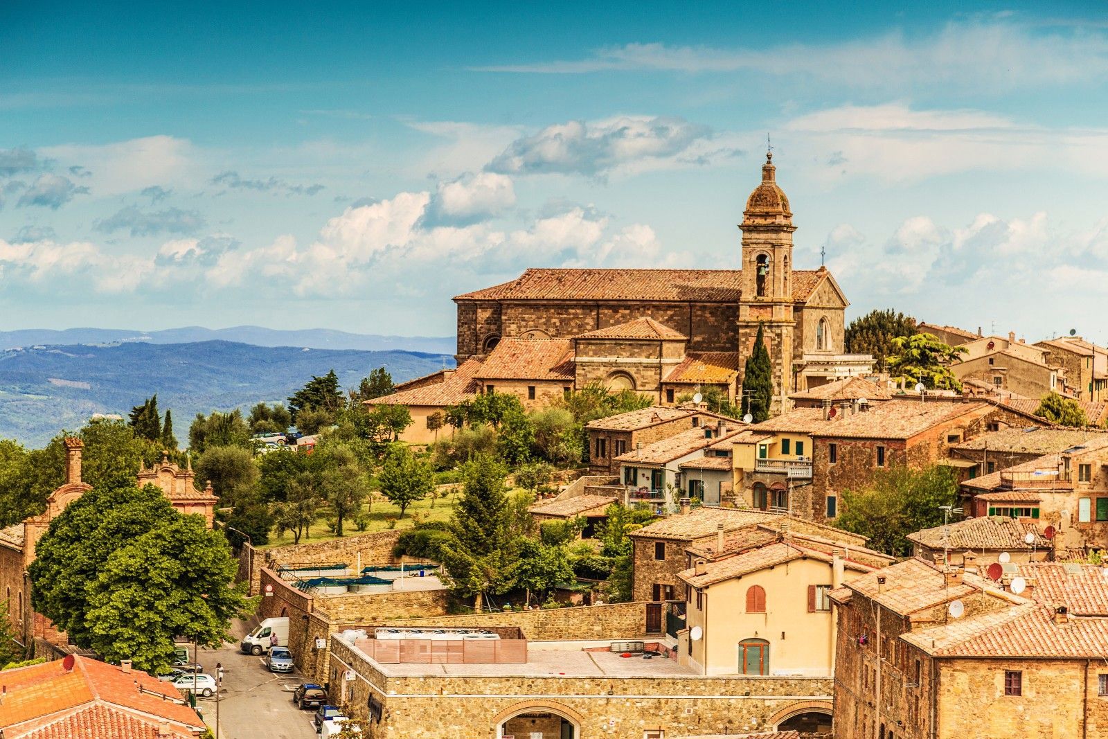 Tuscany Treasures 5 Star Tour with Private Driver - 8 Night Customizable Itinerary