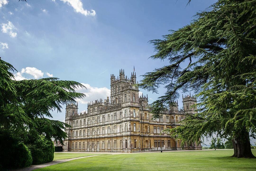 Downton Abbey Elegant England "Set-jetting" Tour with Private Driver/Guide - 7 Night Customizable Itinerary