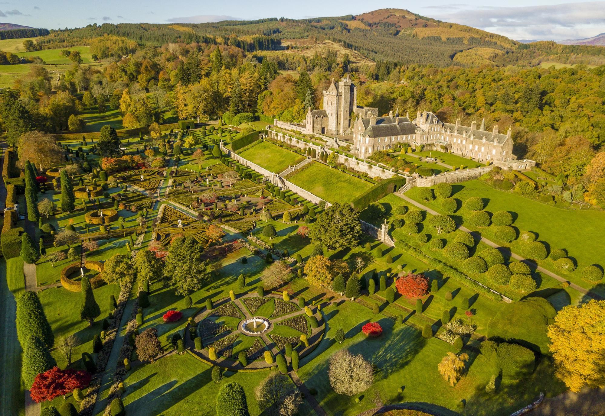Outlander's Scotland "Set-jetting" Tour with Private Driver/Guide - 8 Night Customizable Itinerary