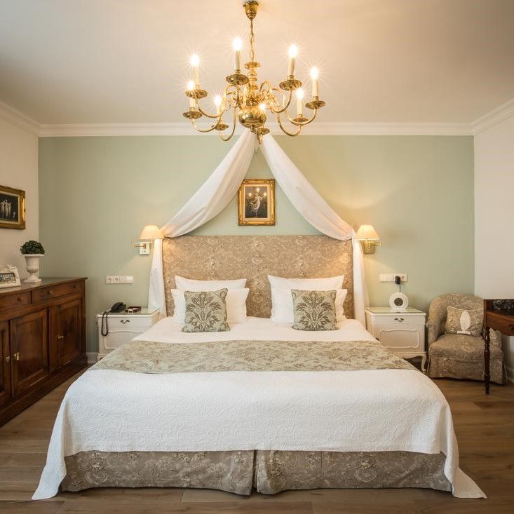 Hotel Belle Epoque