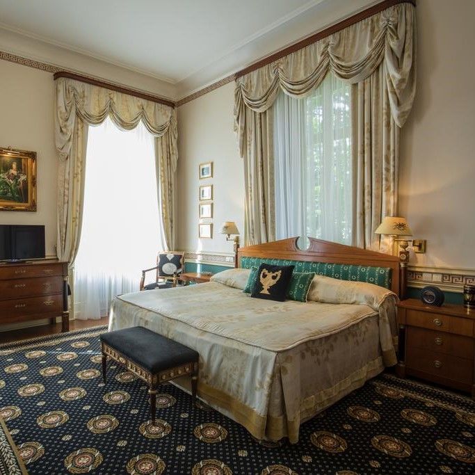 Hotel Belle Epoque