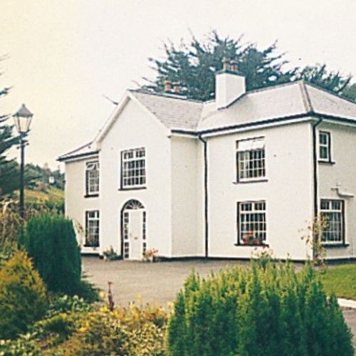 CO.CORK -BALLYVOURNEY - WESTON HOUSE B AND B