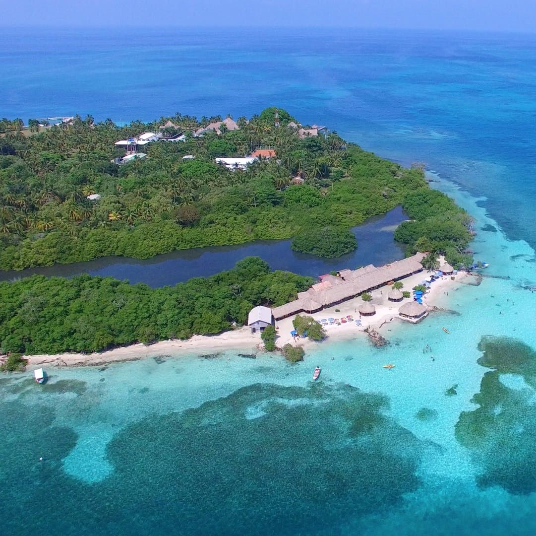 ISLA MUCURA - HOTEL PUNTA FARO