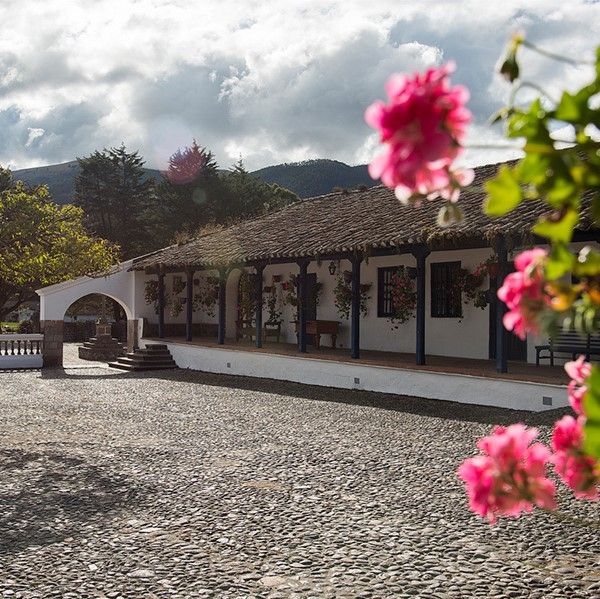 OTAVALO - HACIENDA ZULETA