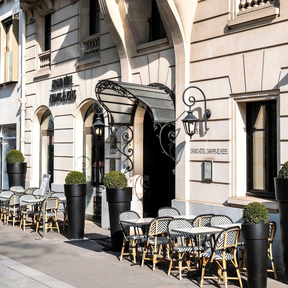 PARIS - GRAND HOTEL CHAMPS-ELYSEES