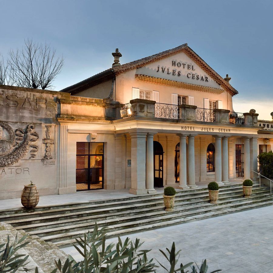 ARLES - HOTEL JULES CESAR