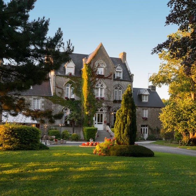 COURTILS - MANOIR DE LA ROCHE TORIN