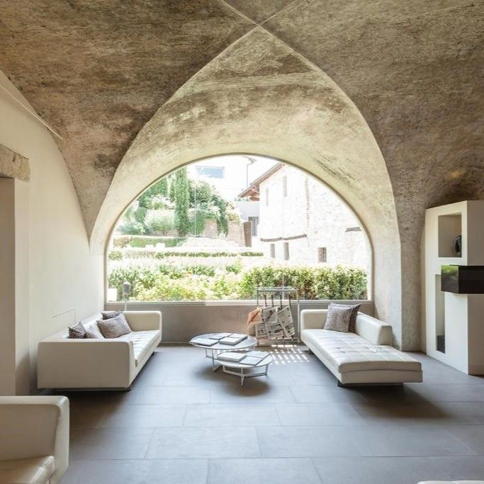 Nun Relais and Spa Museum Hotel
