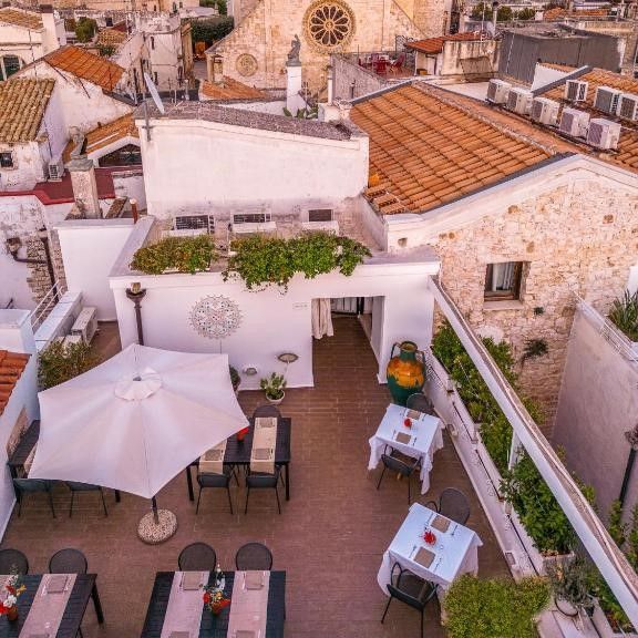 CONVERSANO - CORTE ALTAVILLA