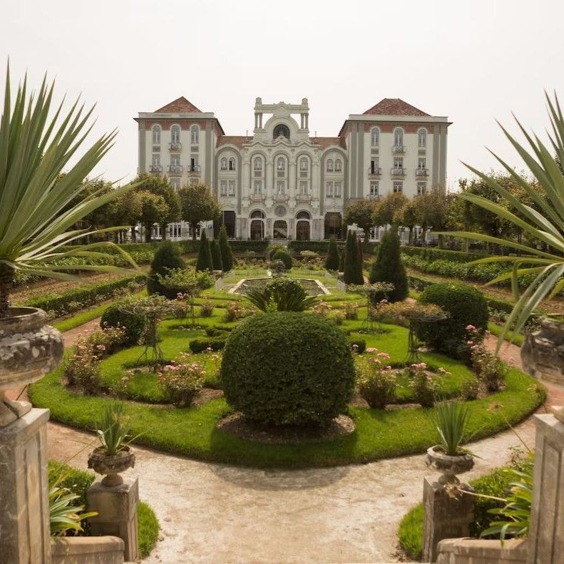 TAMENGOS - CURIA PALACE HOTEL