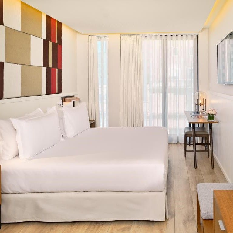 Hotel H10 Cubik