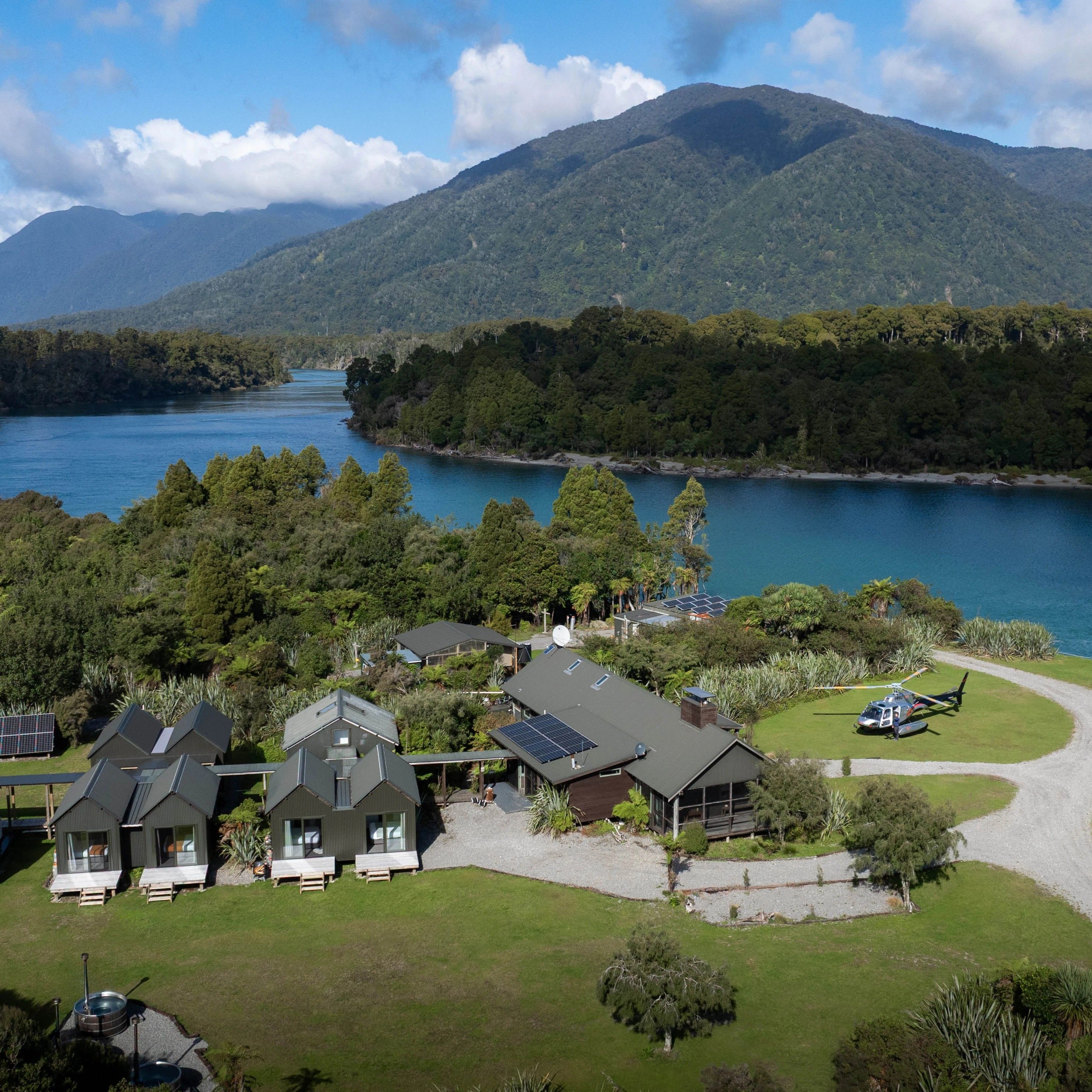 FIORDLAND - WAITAI LODGE