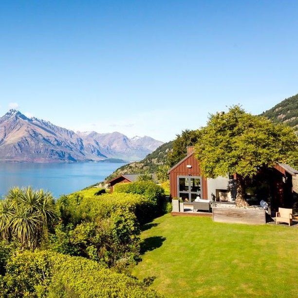 QUEENSTOWN - AZUR LODGE