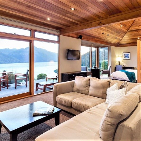 Azur Lodge