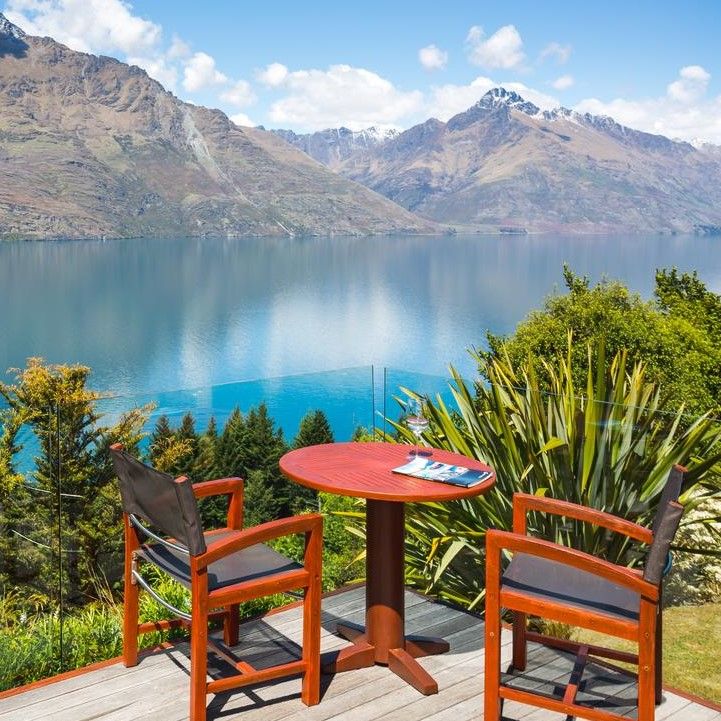 Azur Lodge