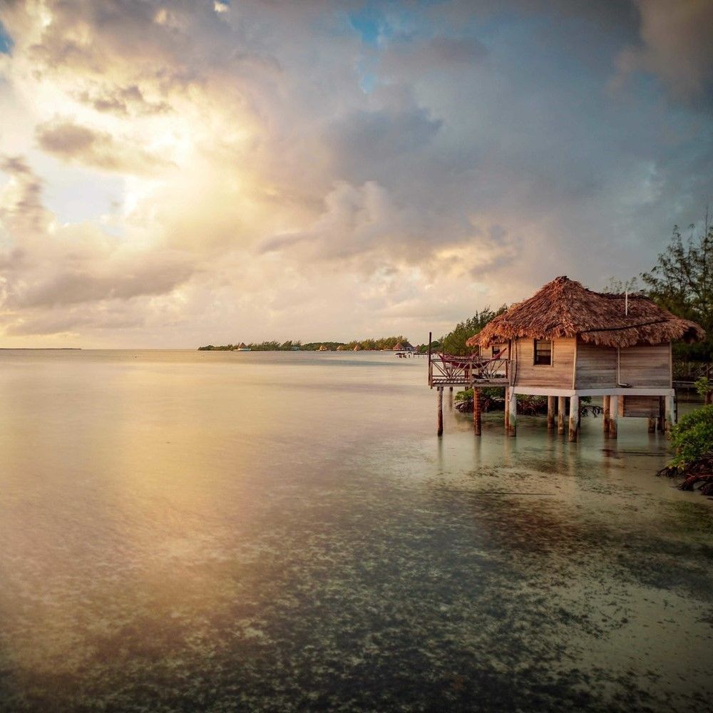 Thatch Caye Resort