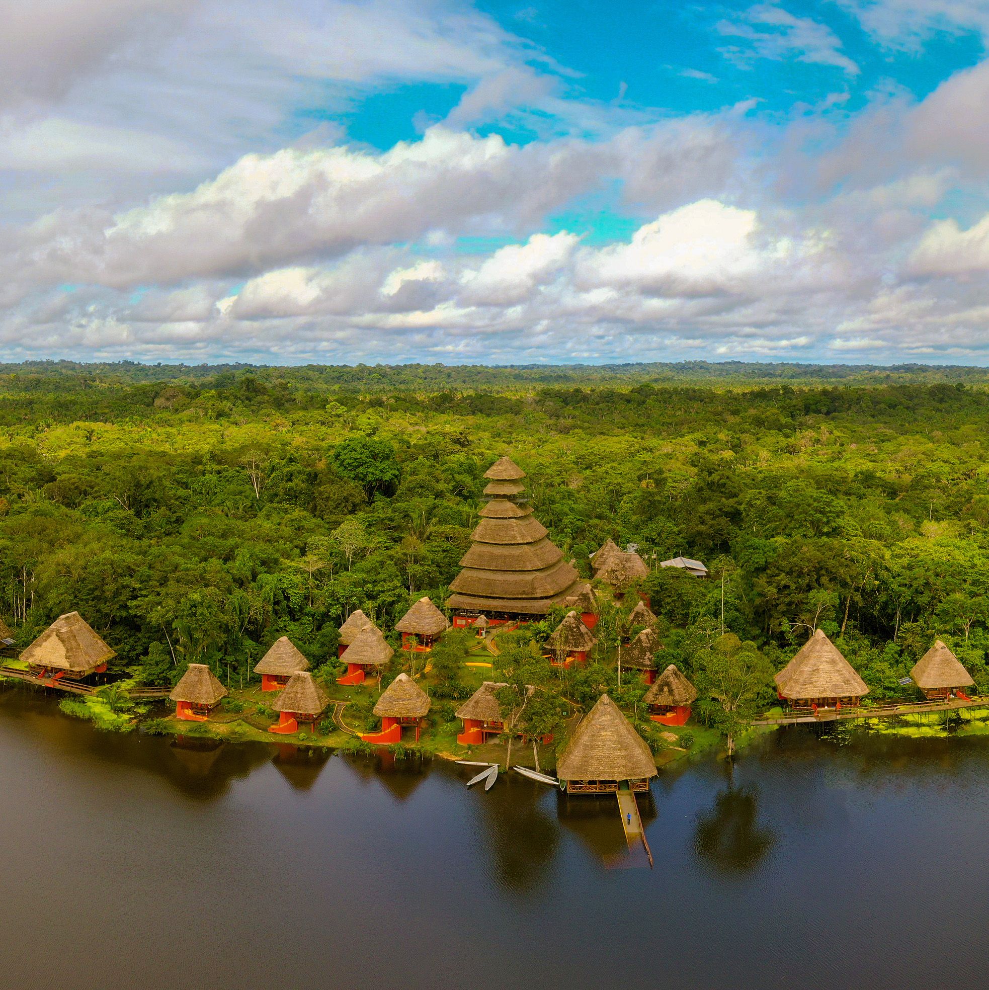 NAPO WILDLIFE CENTER LODGE