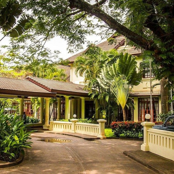 VIENTIANE - SETTHA PALACE