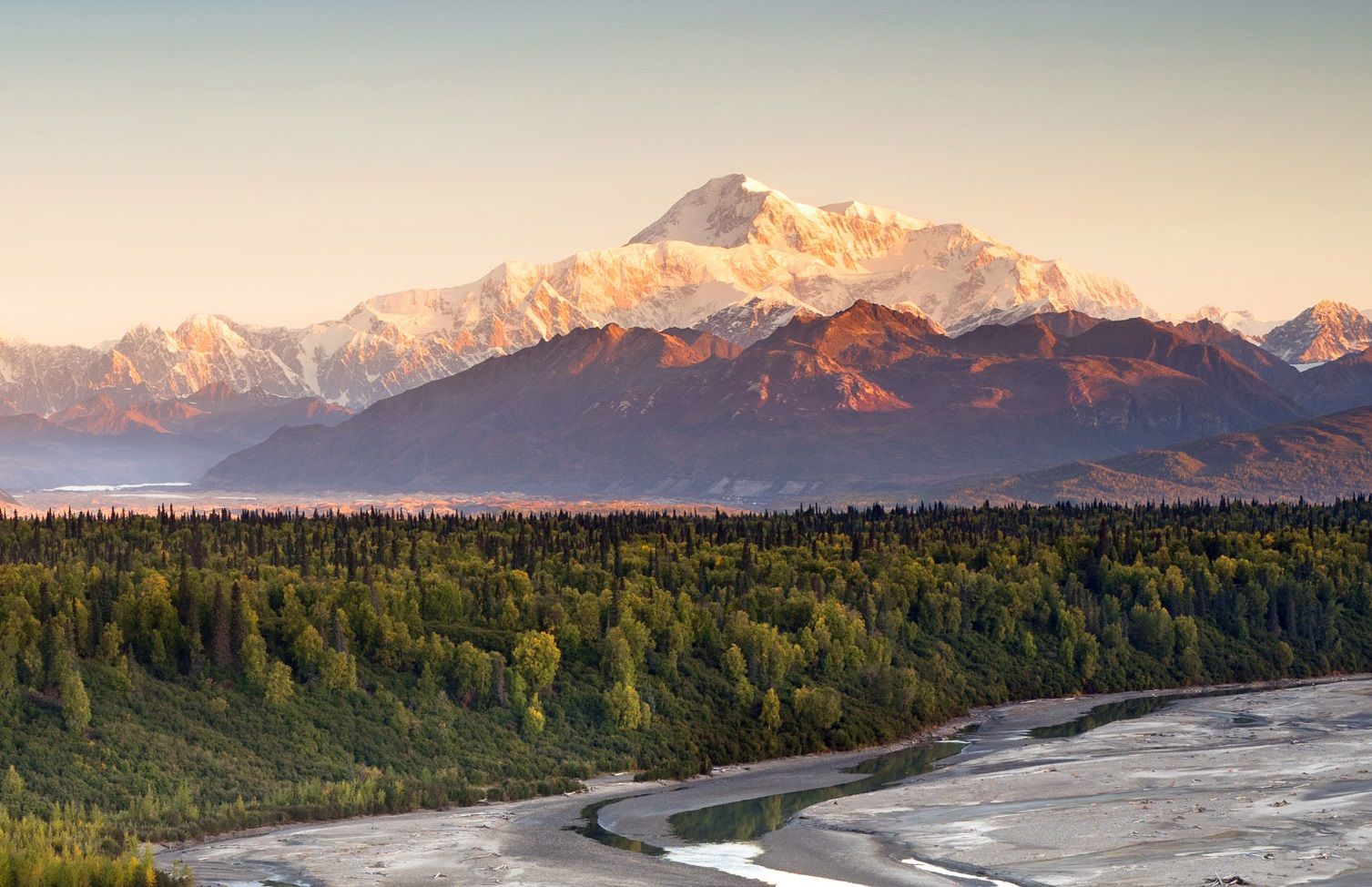 Custom Alaska Denali & Kenai Fjords National Parks Adventure Tour