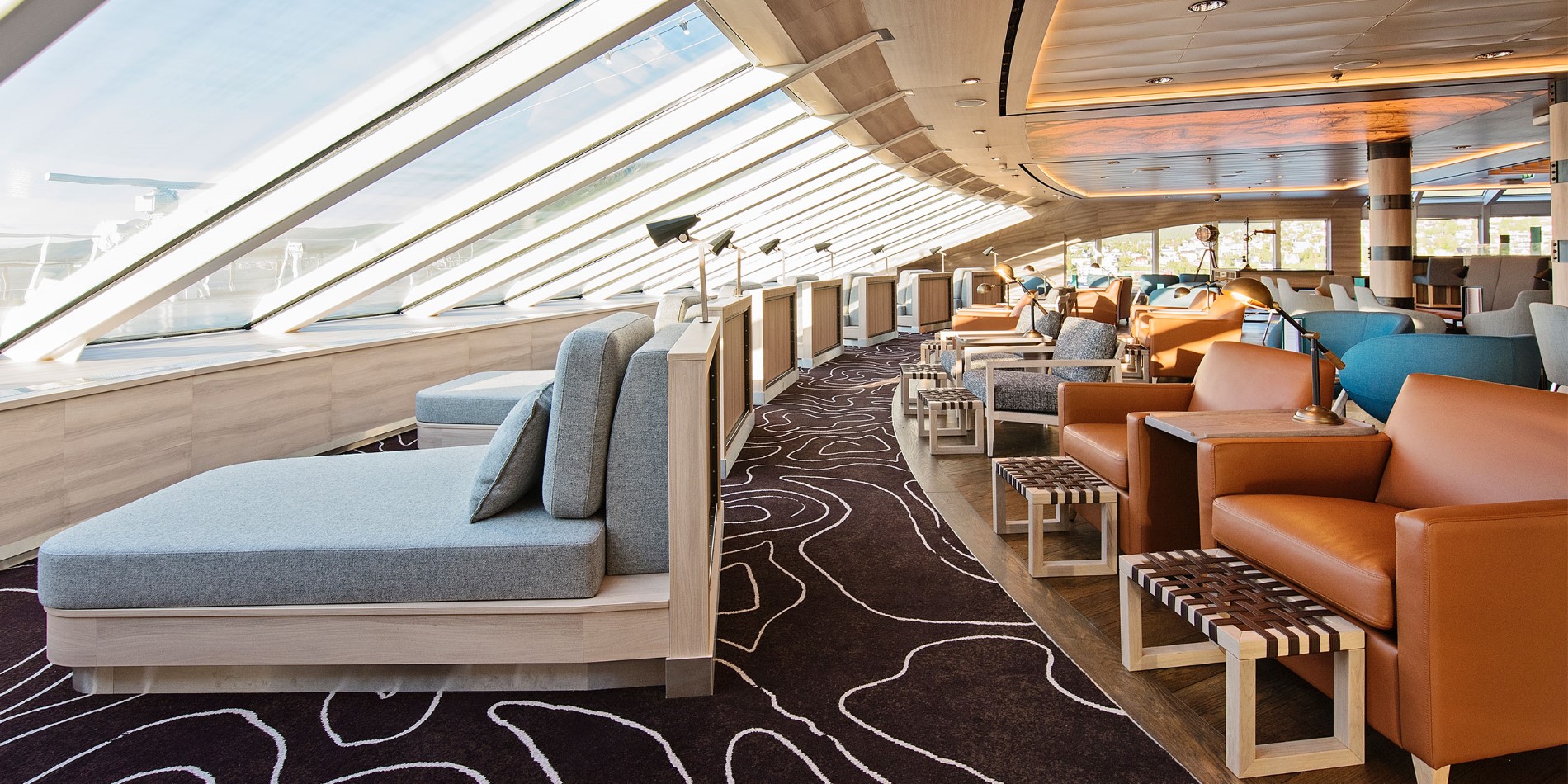 Antarctic Circle Expedition