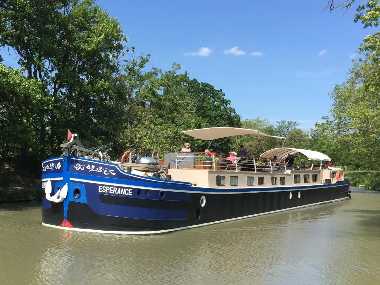 Espérance: A Sunlit Cruise Through Languedoc’s Wine and Heritage Lands