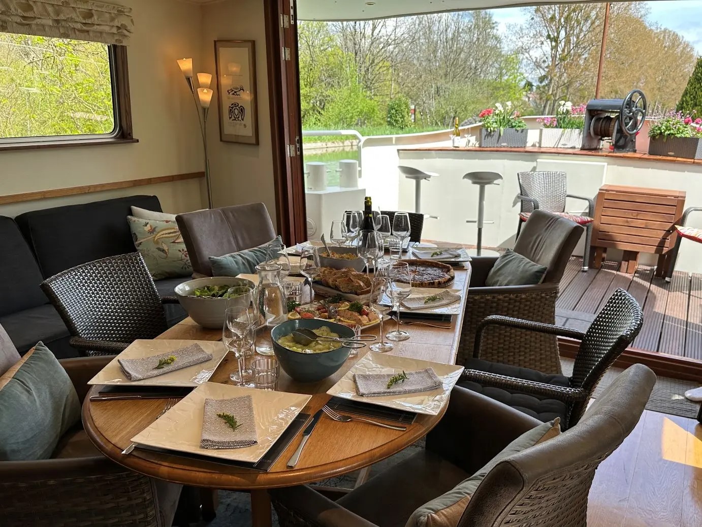 Savoir Vivre: A Refined Journey of Gastronomy and Joy in North Burgundy