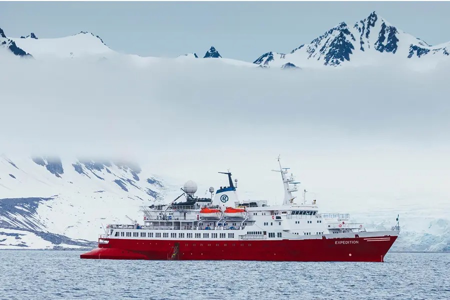 Quest for the Antarctic Circle