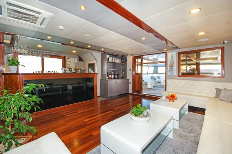 Croatian Coastal Cruising - Split to Dubrovnik (Aurora)