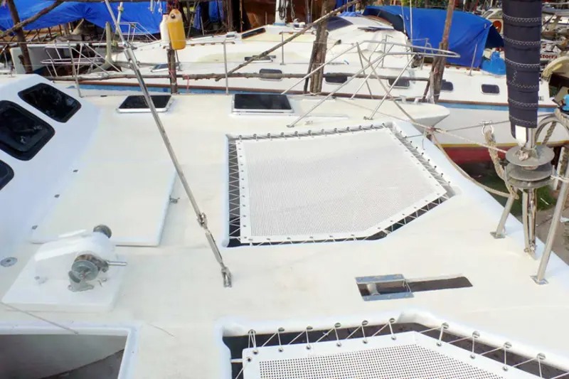 Sail Phuket to Ko Phi Phi