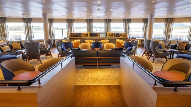 Gems of West Greenland: Fjords, Icebergs and Culture