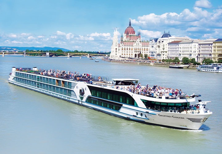 The Danube’s Imperial Cities and Yuletide Markets River Cruise