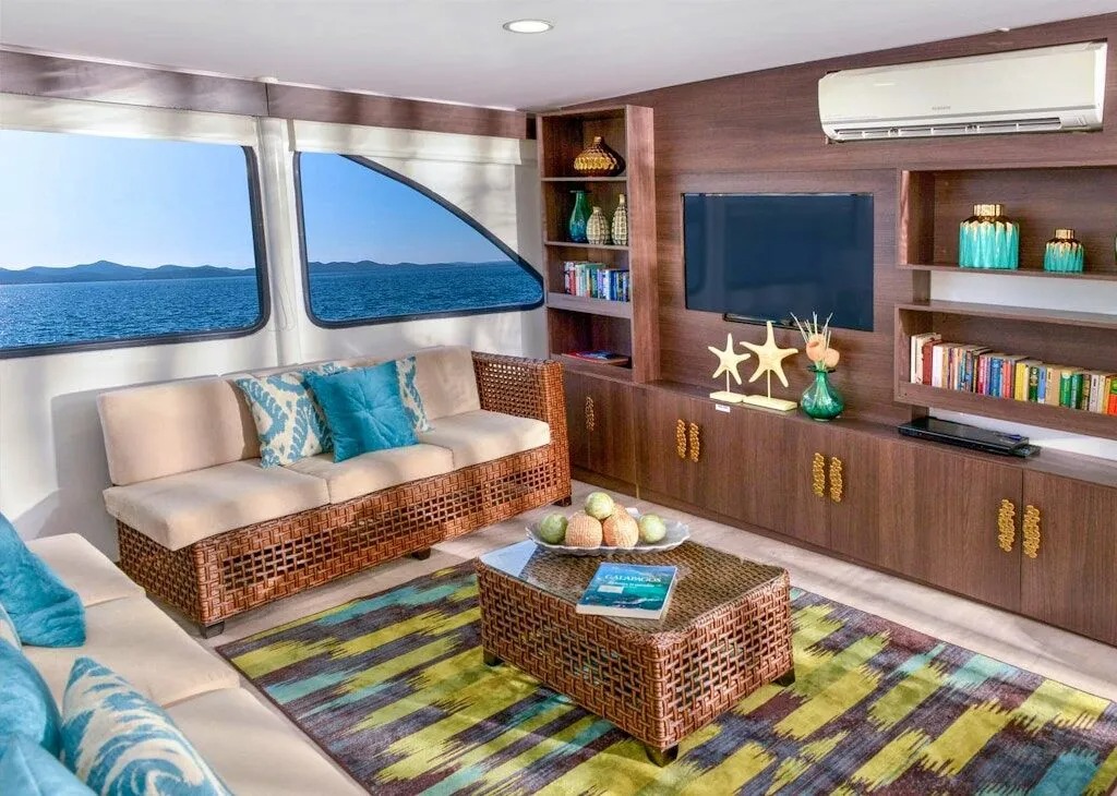 Ecuador Galapagos & Amazon Adventure