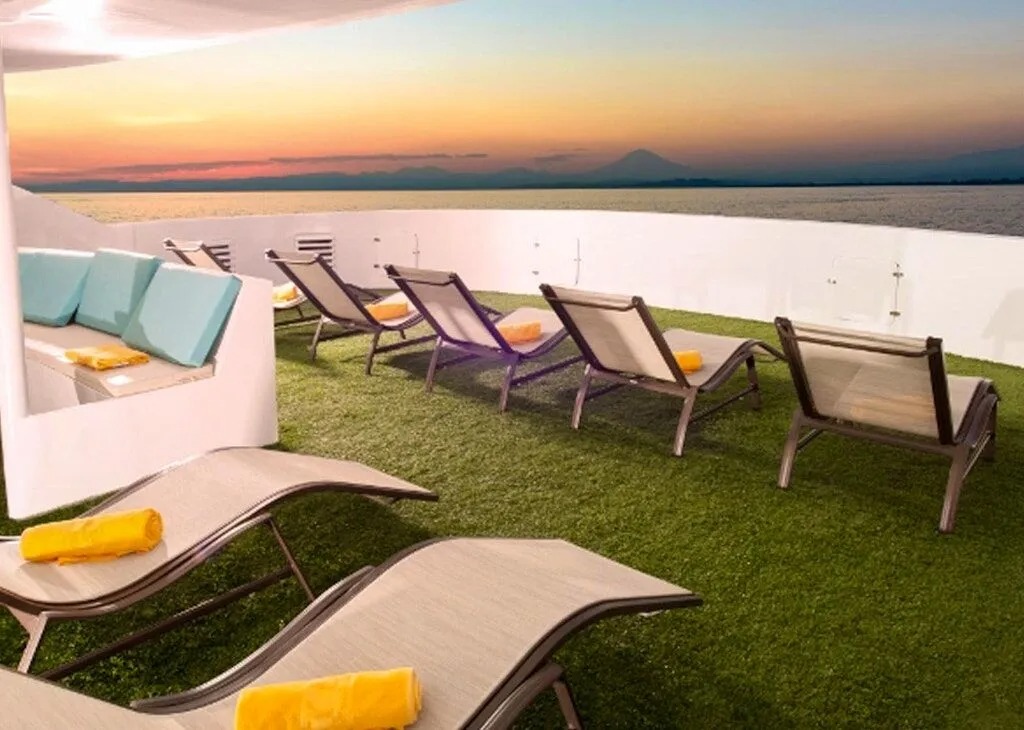 Ecuador Galapagos & Amazon Adventure