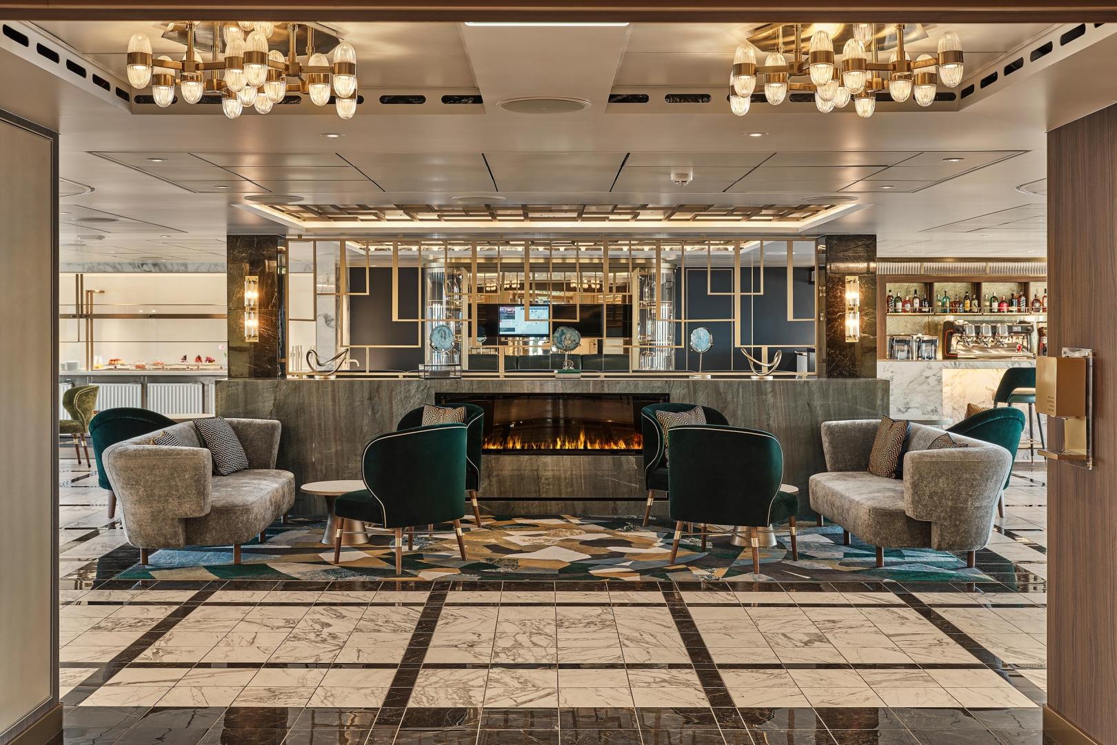 Antarctica                                         Cruise