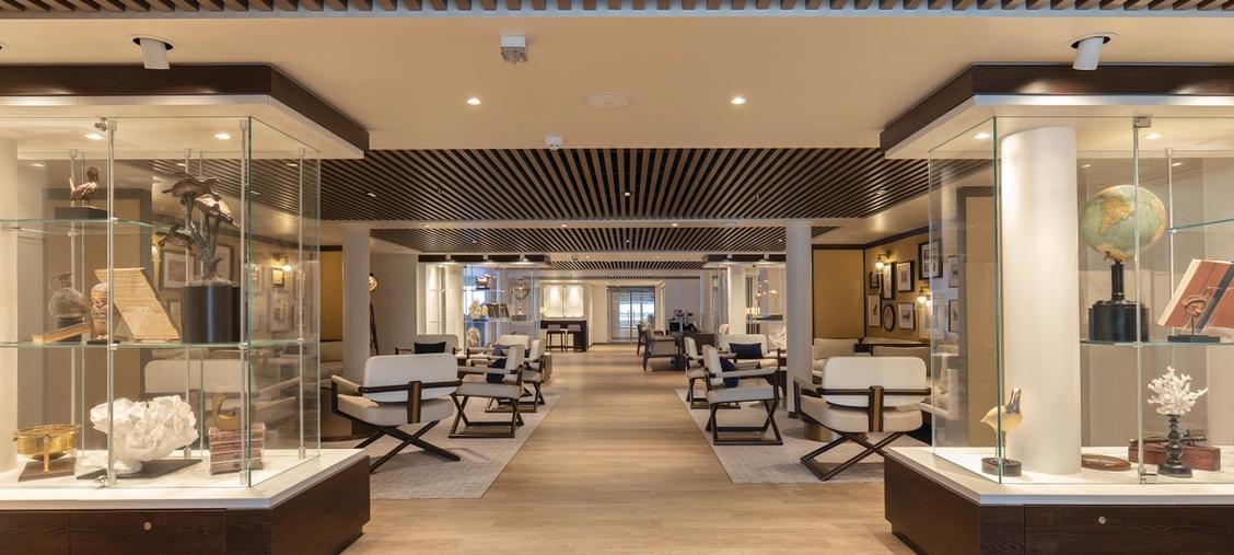 Galapagos Islands                                  Cruise