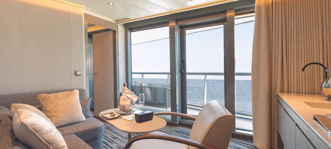 Galapagos Islands                                  Cruise