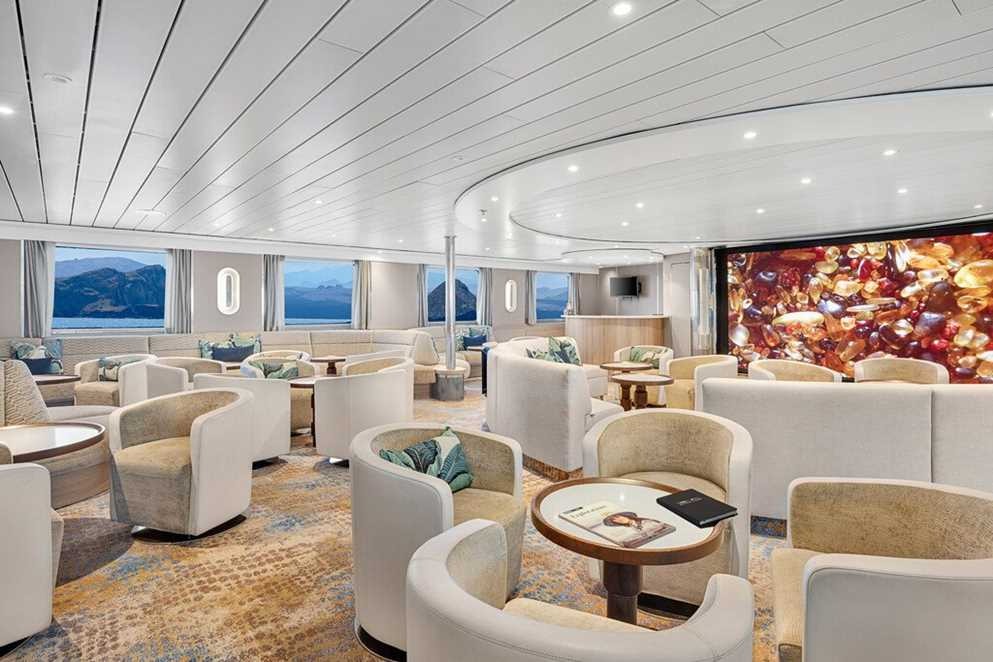 Lounge seating