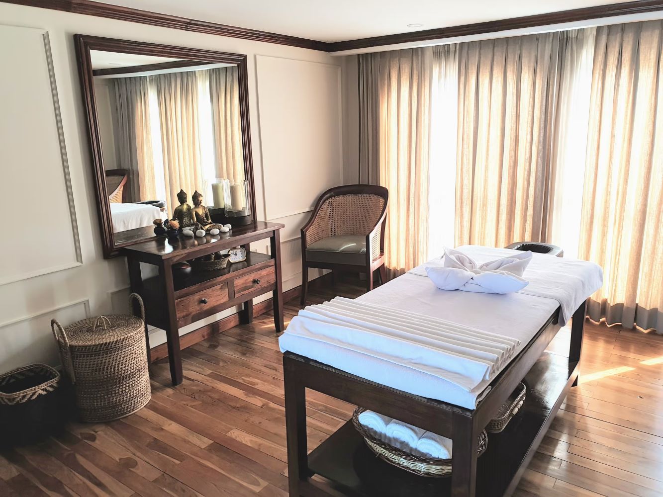 India by Land and River: Taj Mahal, Safaris and the Brahmaputra