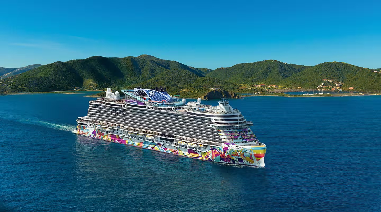 Bermuda: Royal Naval Dockyard