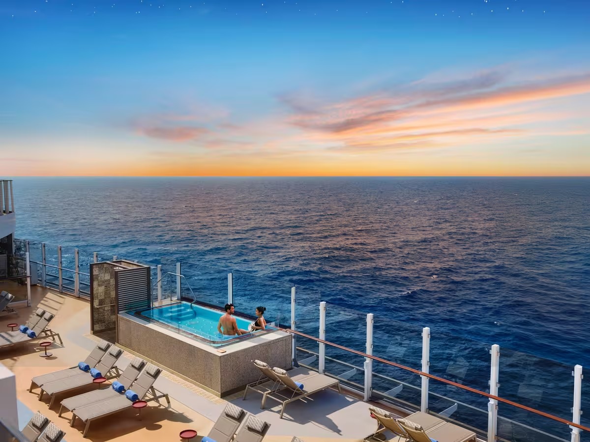 Caribbean: Harvest Caye, Cozumel & Roatan