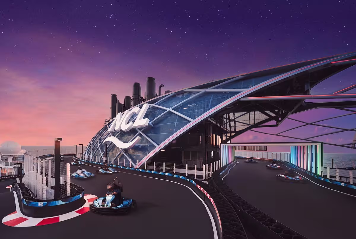 Caribbean:  Harvest Caye, Cozumel & Roatan