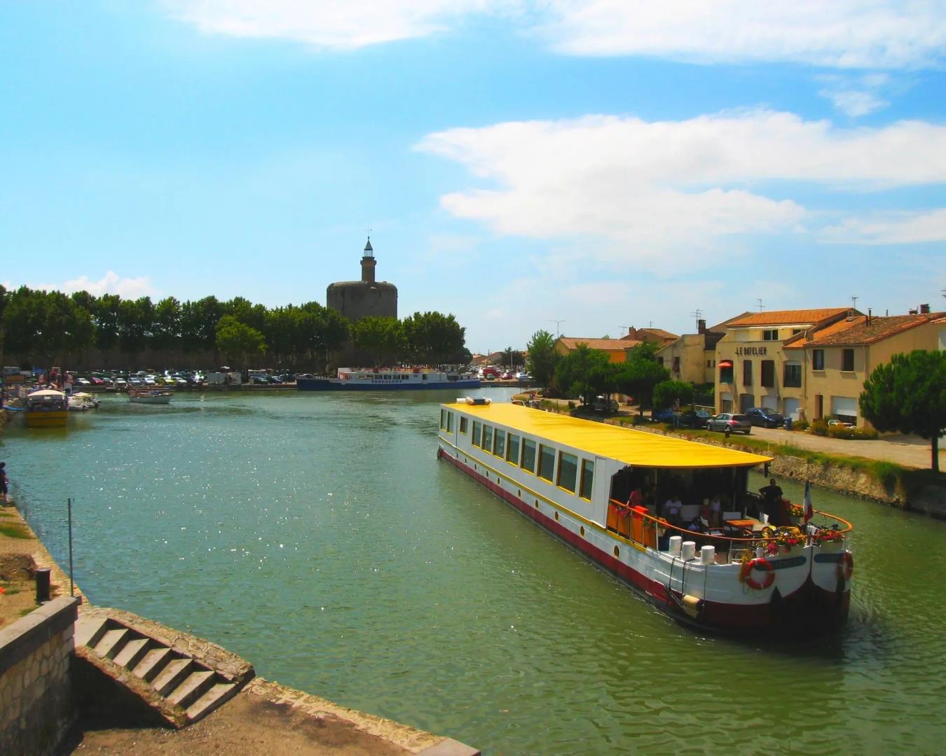 Le Phénicien - Canal du Rhône à Sète & Rhône River
