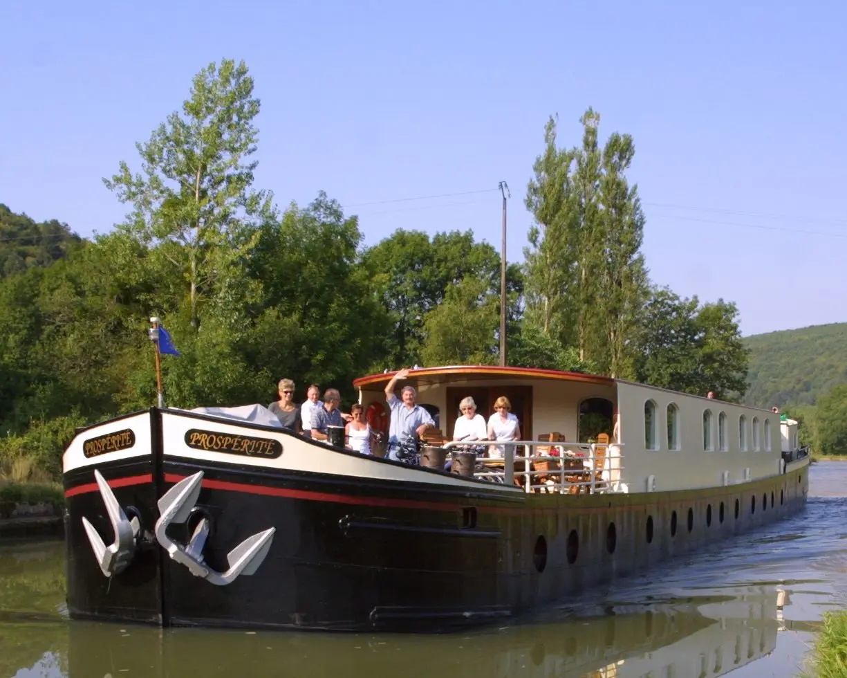Prospérité - Burgundy Canal