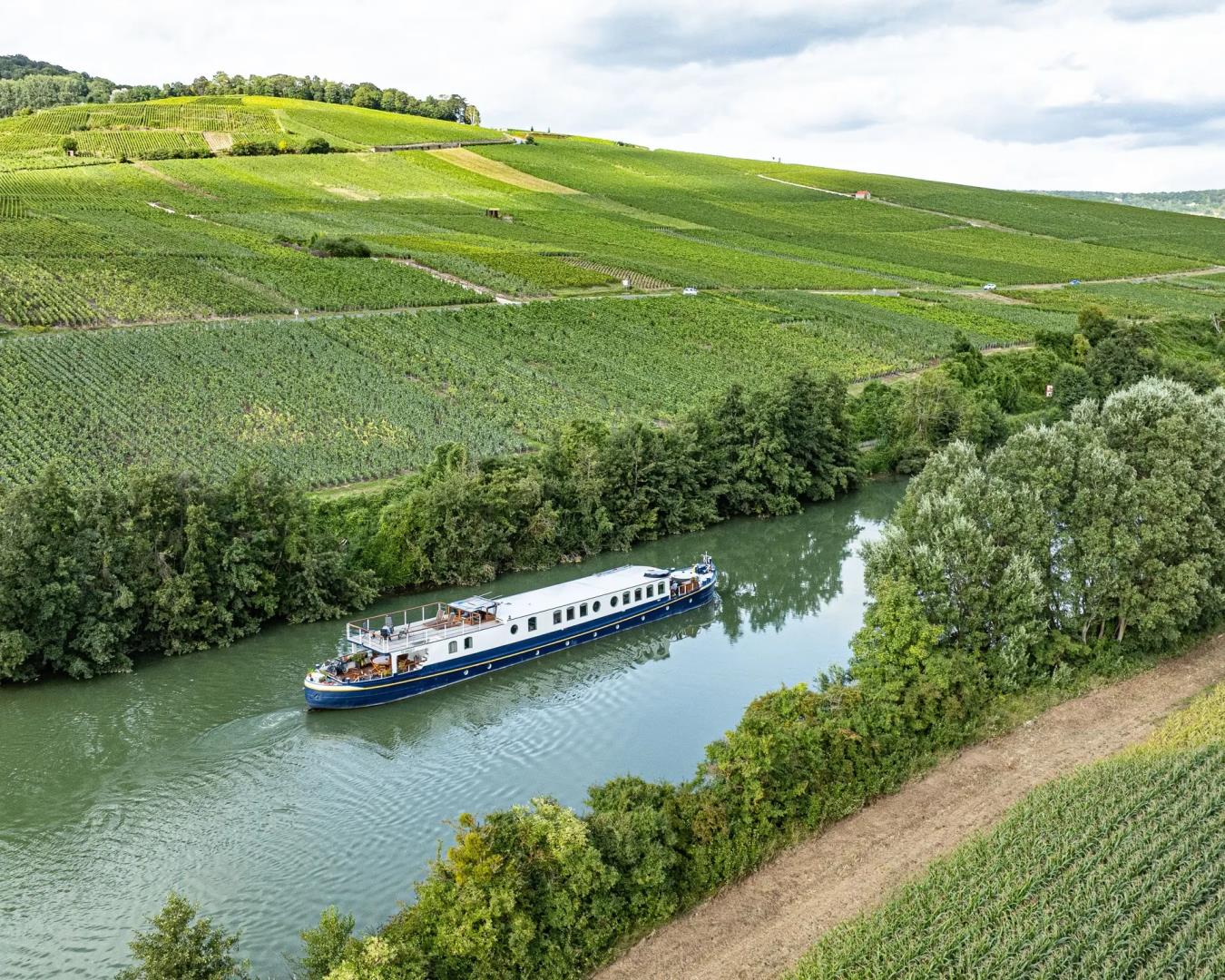 Kir Royale - Marne River & Canal Latéral à la Marne
